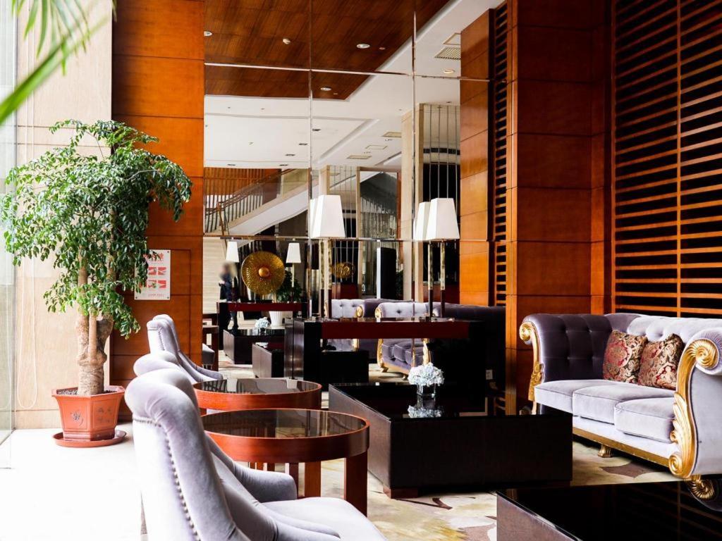 เลเชอร์ โฮเต็ล Hotel ตงกวน ภายนอก รูปภาพ