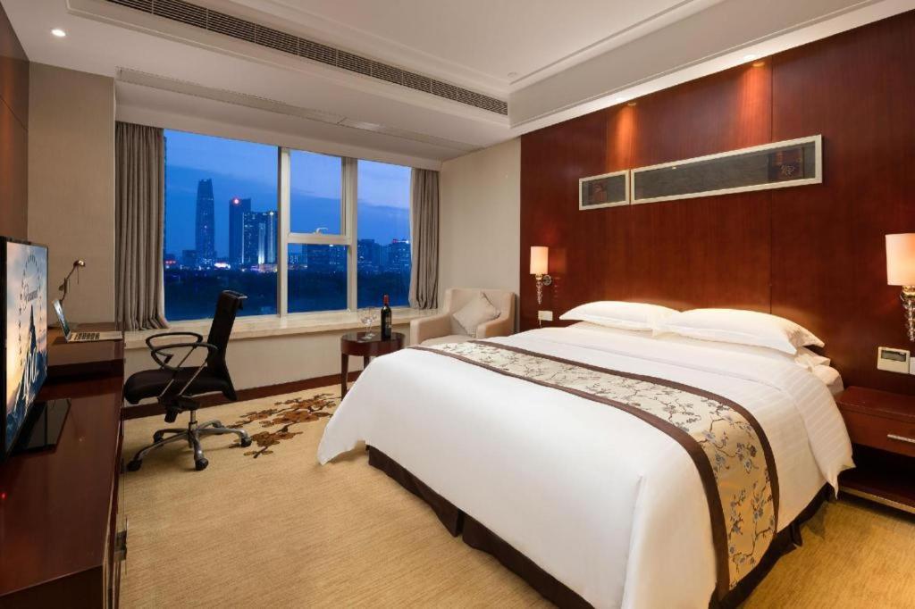 เลเชอร์ โฮเต็ล Hotel ตงกวน ภายนอก รูปภาพ