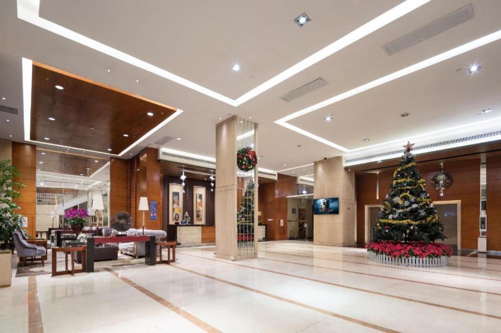เลเชอร์ โฮเต็ล Hotel ตงกวน ภายนอก รูปภาพ