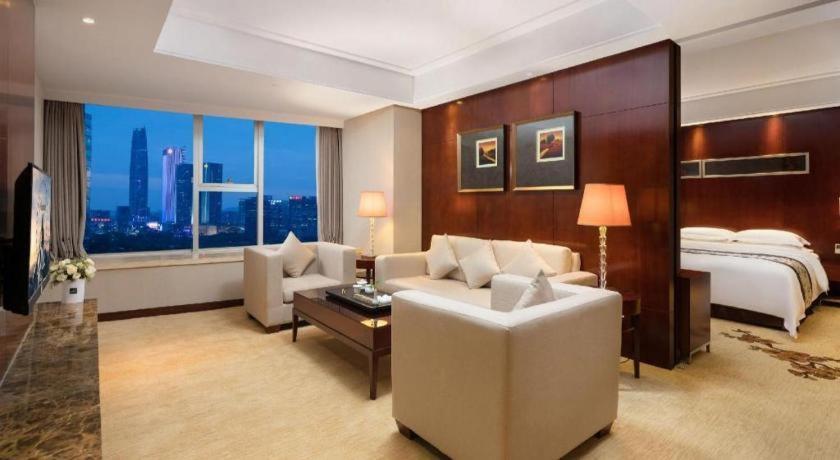 เลเชอร์ โฮเต็ล Hotel ตงกวน ภายนอก รูปภาพ