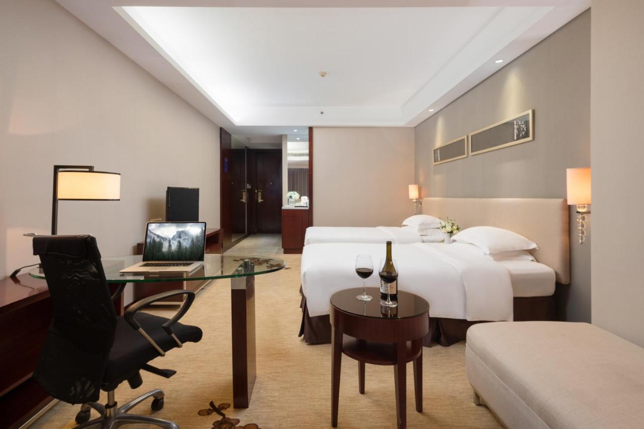 เลเชอร์ โฮเต็ล Hotel ตงกวน ภายนอก รูปภาพ